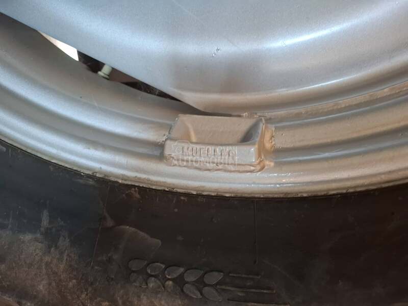 Kleber 320/85 R36