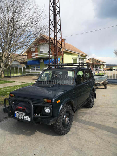 Lada Niva 