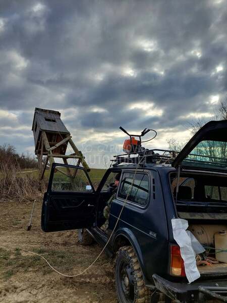 Lada Niva 
