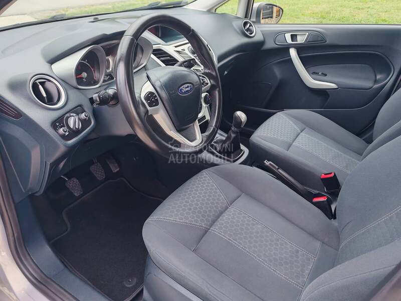 Ford Fiesta TITANIUM