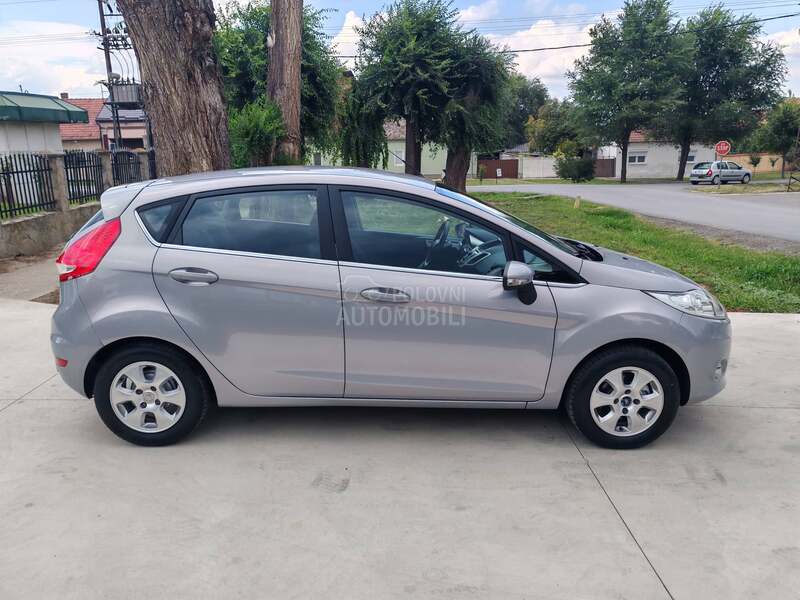 Ford Fiesta TITANIUM