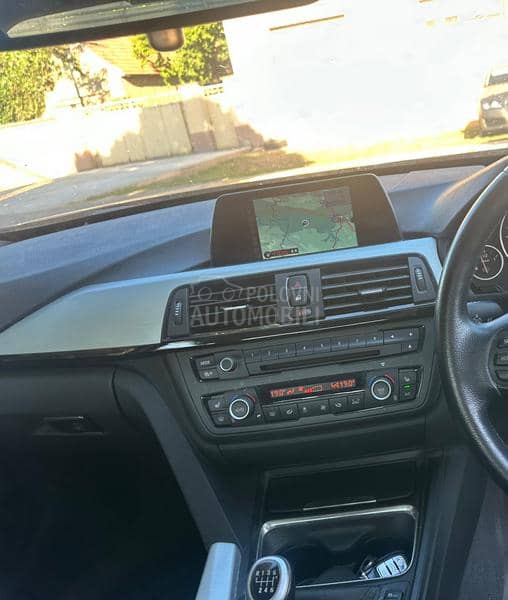 BMW 320d F30 2013. god. -  kompletan auto u delovima