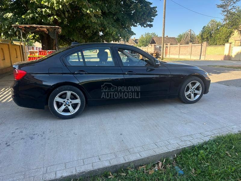 BMW 320d F30 2013. god. -  kompletan auto u delovima