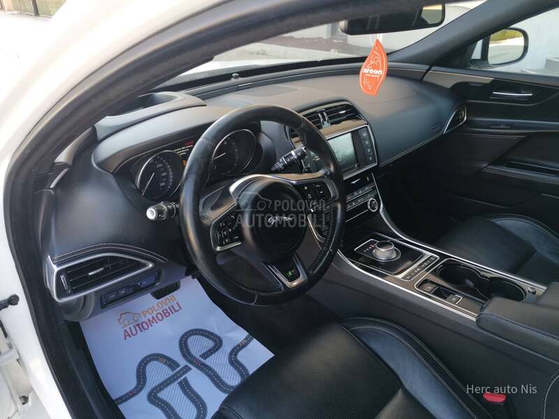 Jaguar XE 2.0d 4x4 R-SPORT CH