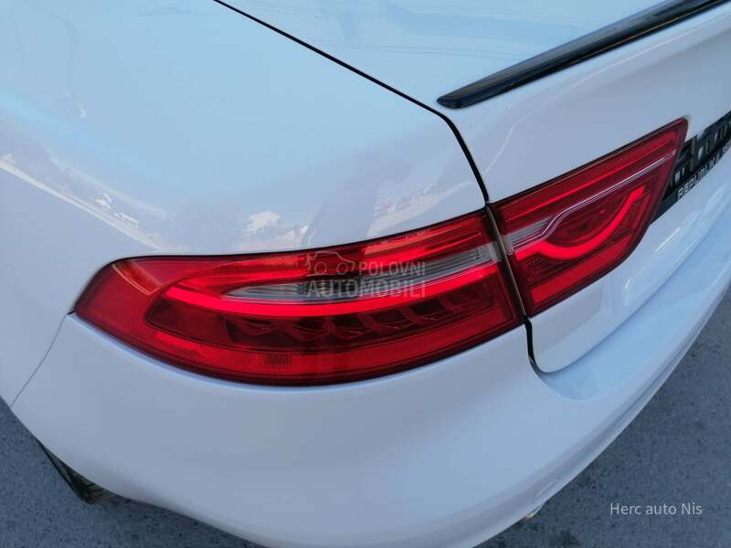 Jaguar XE 2.0d 4x4 R-SPORT CH