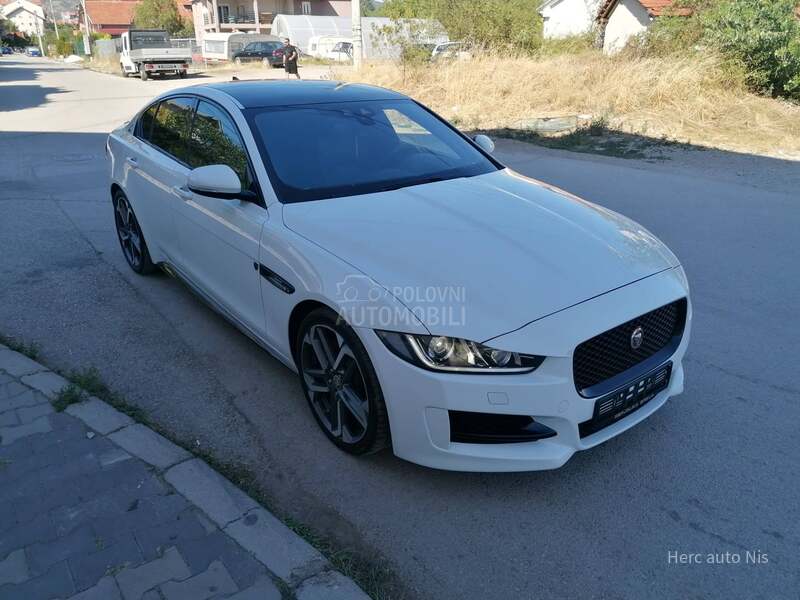Jaguar XE 2.0d 4x4 R-SPORT CH