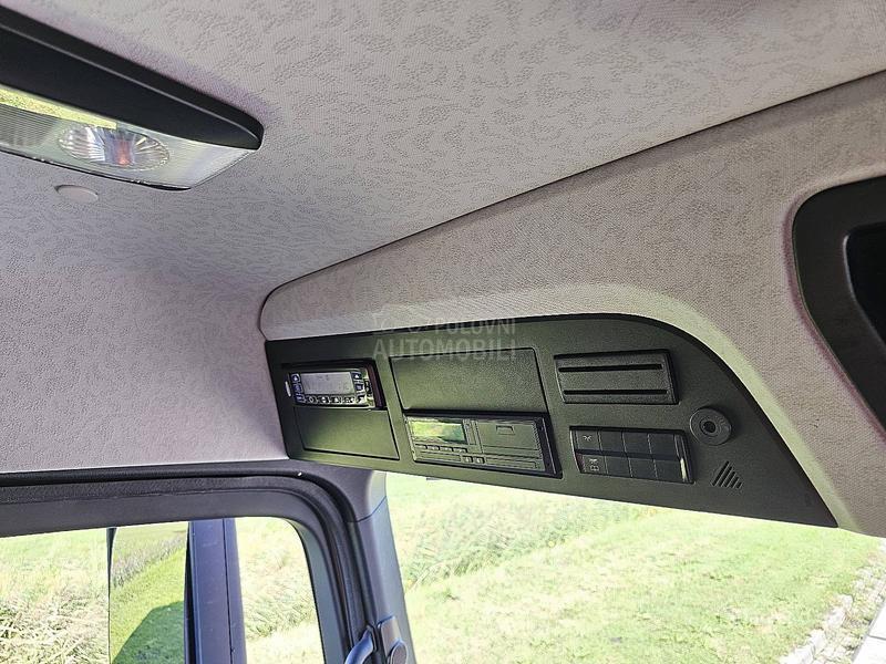 Mercedes Benz 1924 / 8 m / LIFT