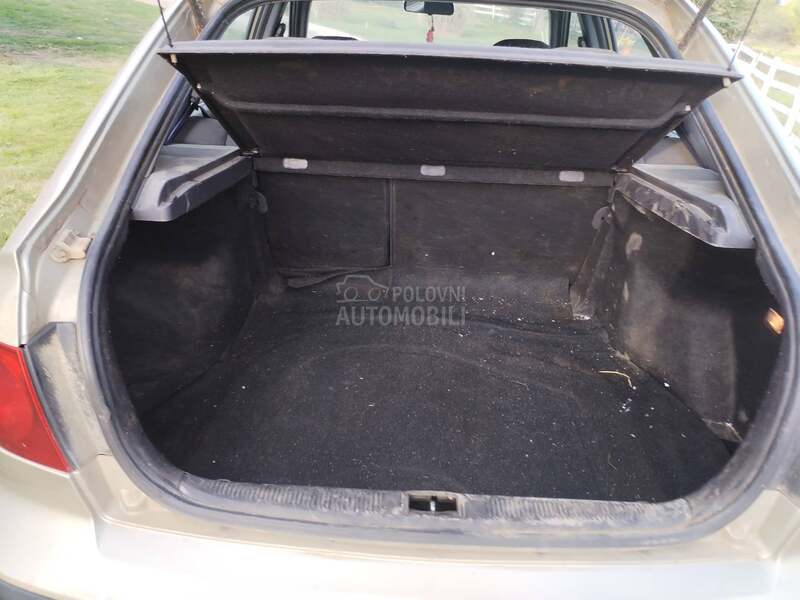 Hyundai Elantra 1.6 GL