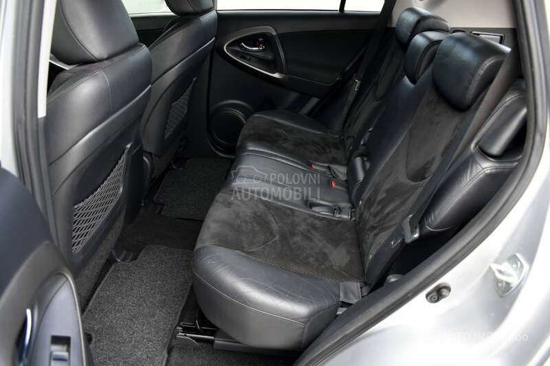 Toyota RAV 4 2.2 D4D / 4X4 / N0VA