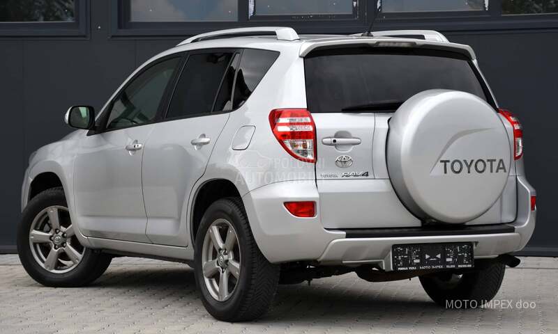 Toyota RAV 4 2.2 D4D / 4X4 / N0VA