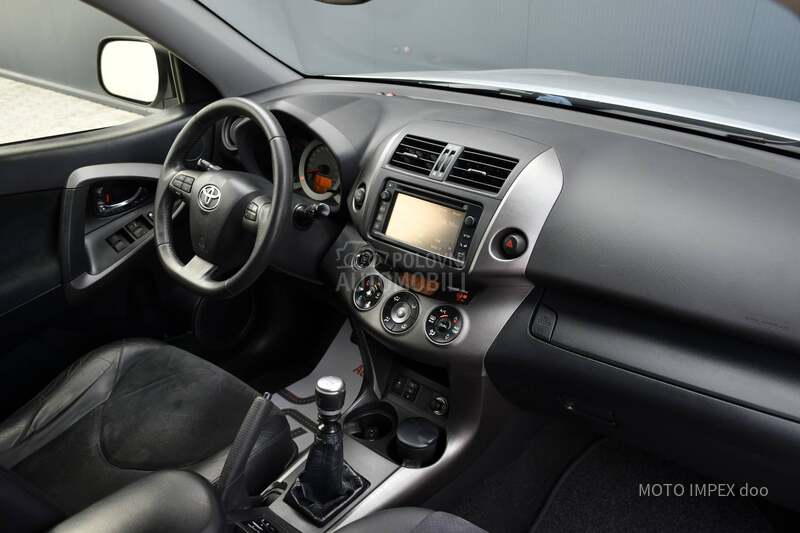 Toyota RAV 4 2.2 D4D / 4X4 / N0VA