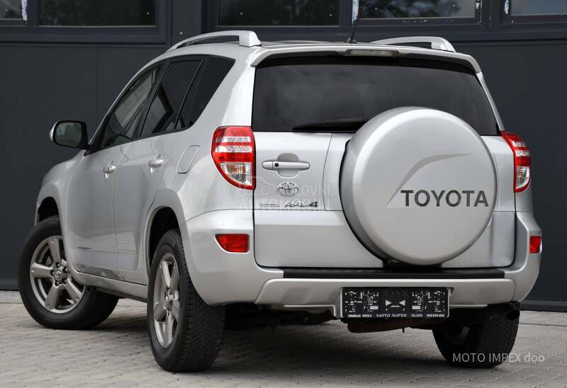 Toyota RAV 4 2.2 D4D / 4X4 / N0VA