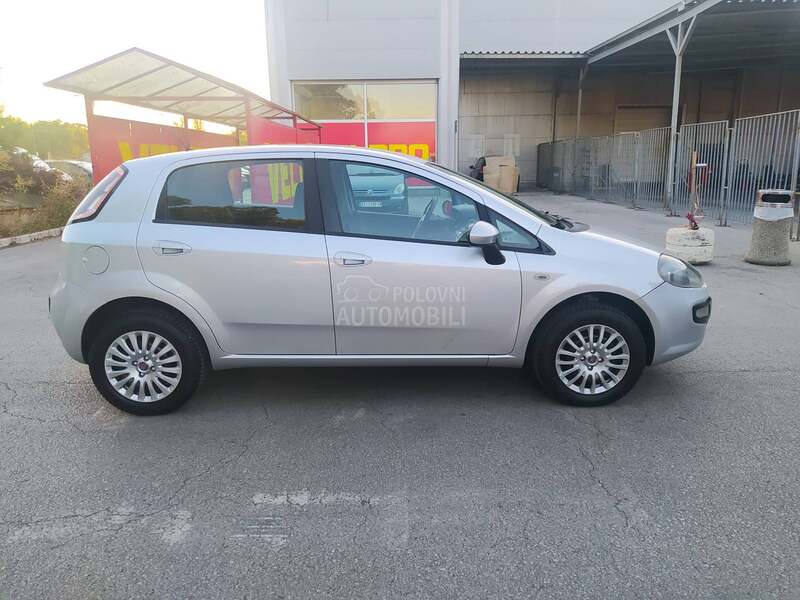Fiat Grande Punto 1.4b cng