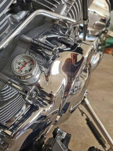 Yamaha XVS 1100 Drag Star