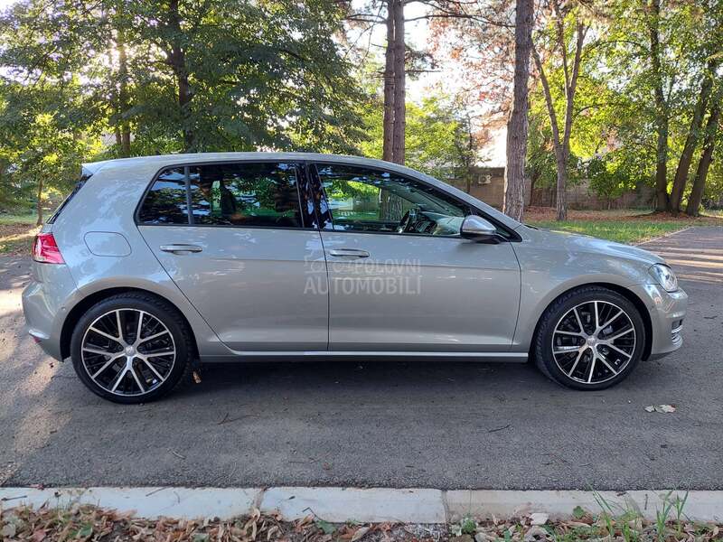 Volkswagen Golf 7 1.6 TDI / NAV/T-OPP