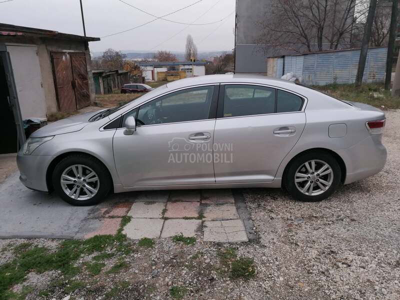 Toyota Avensis 2.0