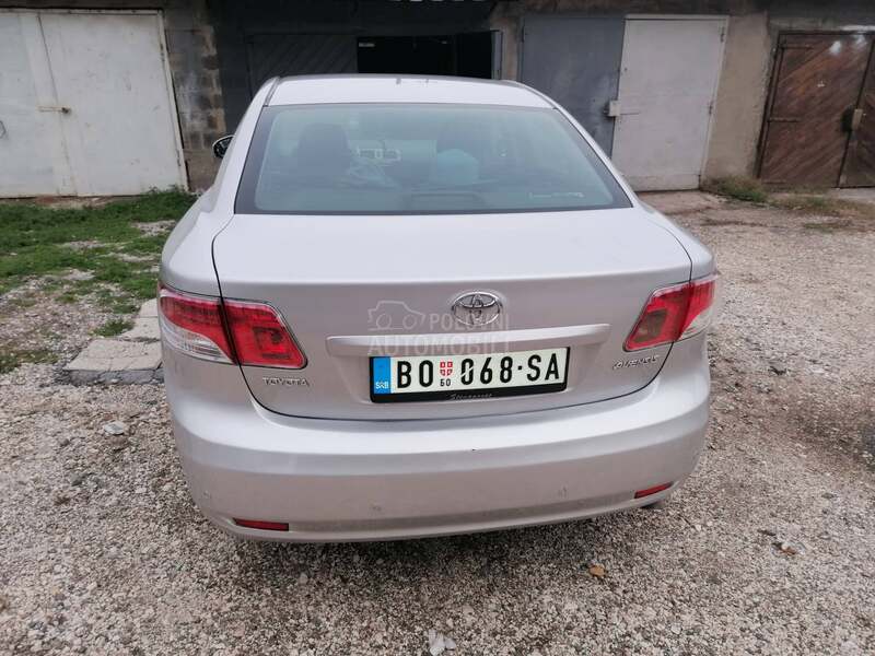 Toyota Avensis 2.0