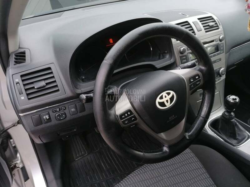 Toyota Avensis 2.0