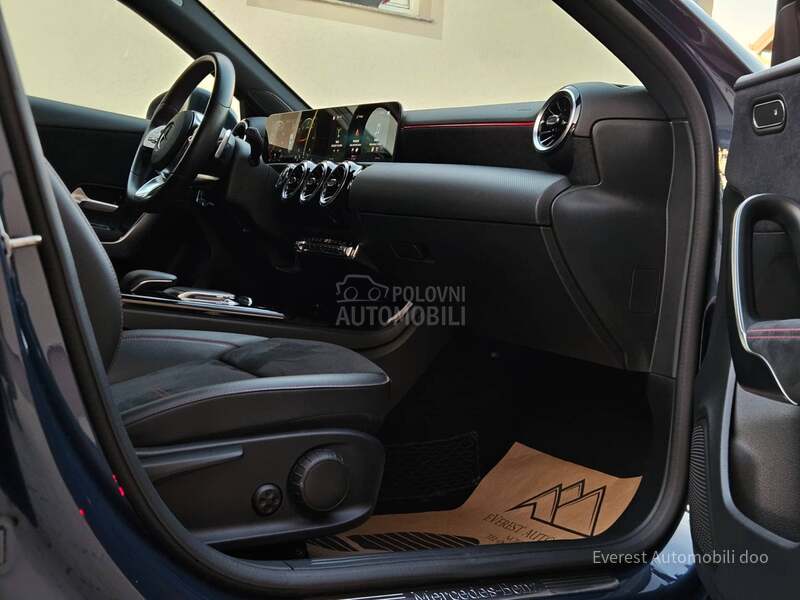 Mercedes Benz A 180 AMG/AUT/VIRT