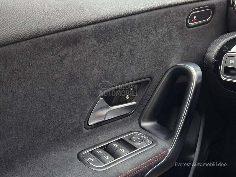 Mercedes Benz A 180 AMG/AUT/VIRT