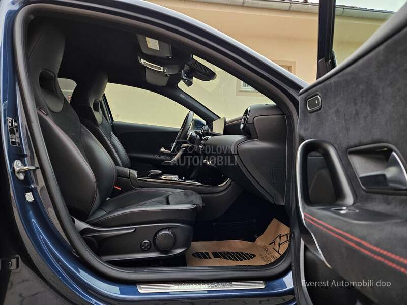 Mercedes Benz A 180 AMG/AUT/VIRT