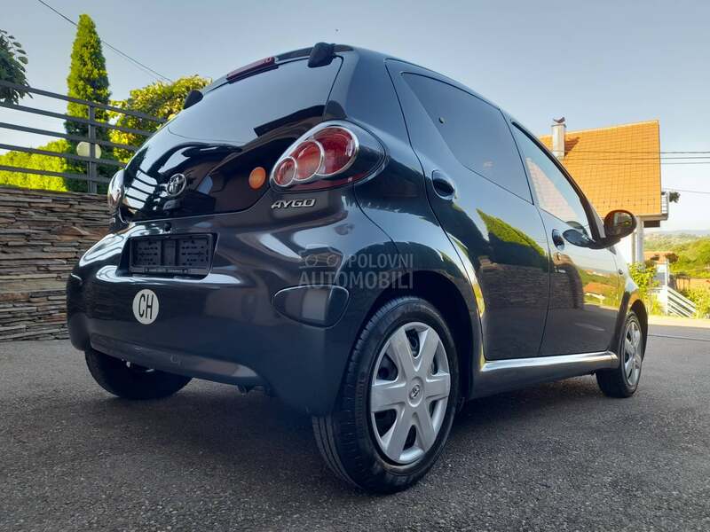 Toyota Aygo 1.0 UV0Z/CH kao NOOV