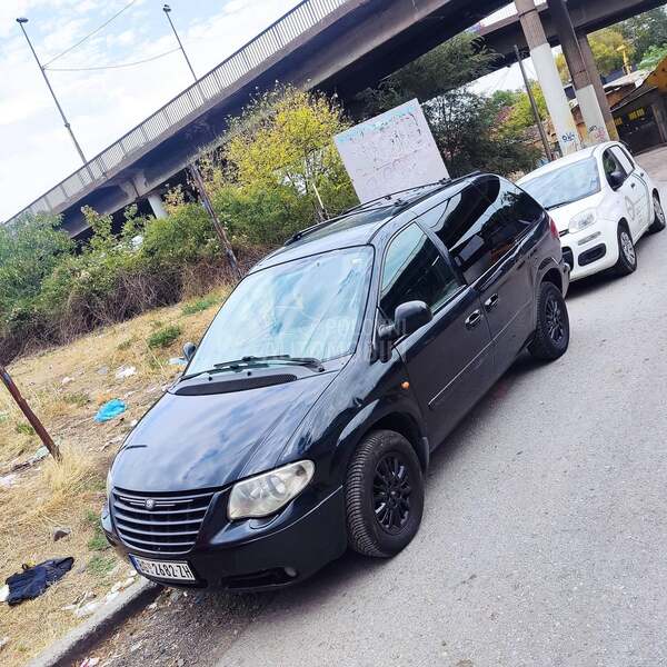 Chrysler Voyager 