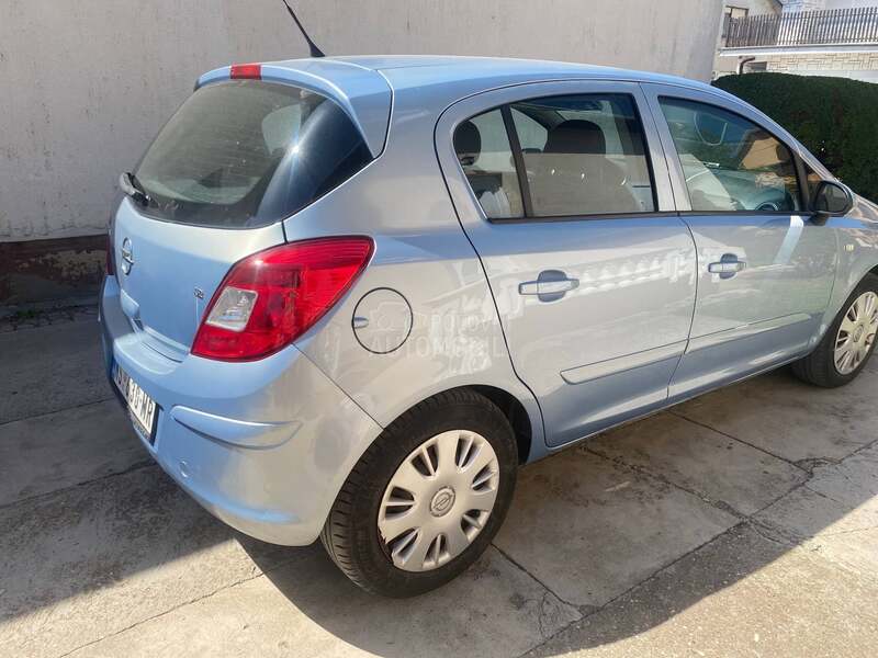 Opel Corsa D 