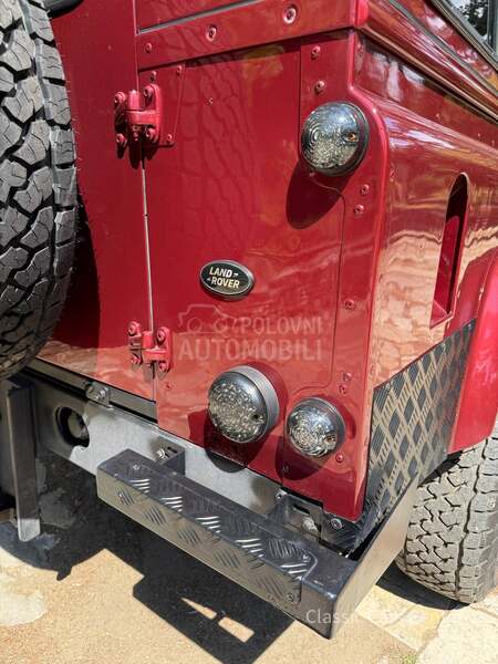 Land Rover Defender 110 2.5 TD5