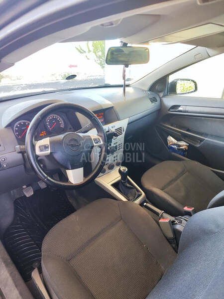 Opel Astra H 1.4