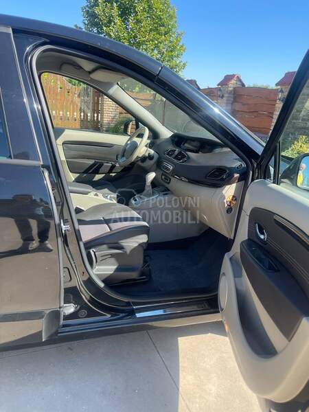 Renault Scenic X-MOD
