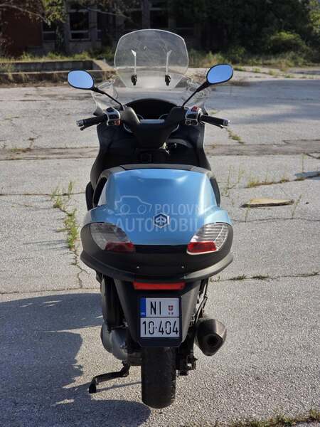 Piaggio Mp3
