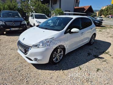 Peugeot 208 1.6 hdi 92