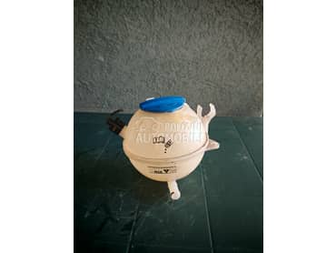 boca za antifriz za Volkswagen Passat B7, Passat CC