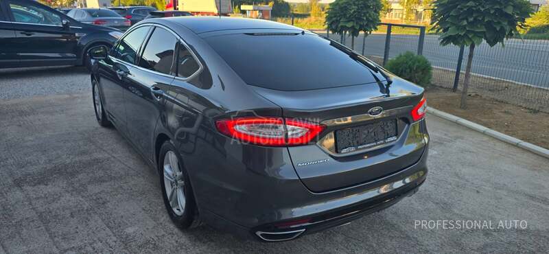 Ford Mondeo 2.0TDCi/TITANIUM/LED