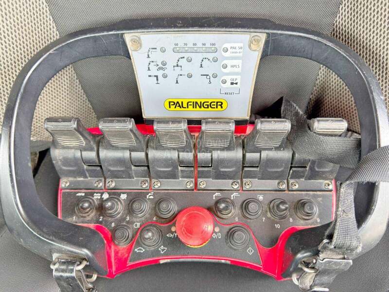 Renault C 320 PK 12002 EH A RC
