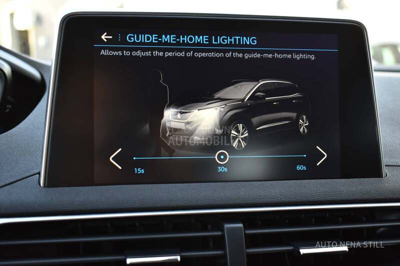 Peugeot 3008 1.2 Allure MT