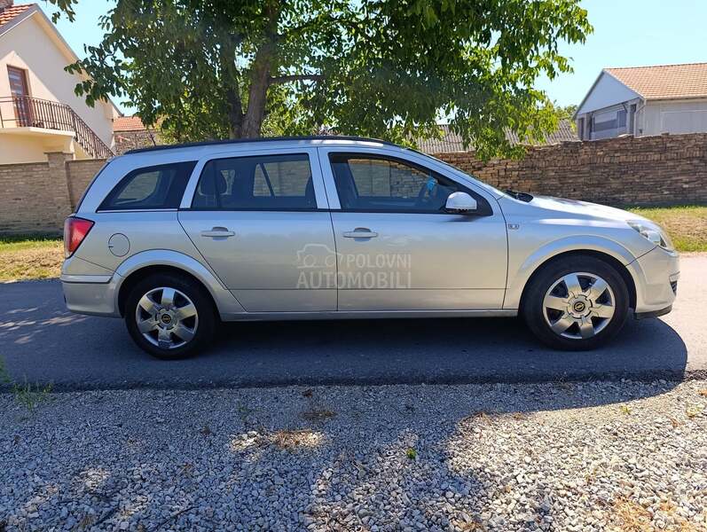 Opel Astra H 