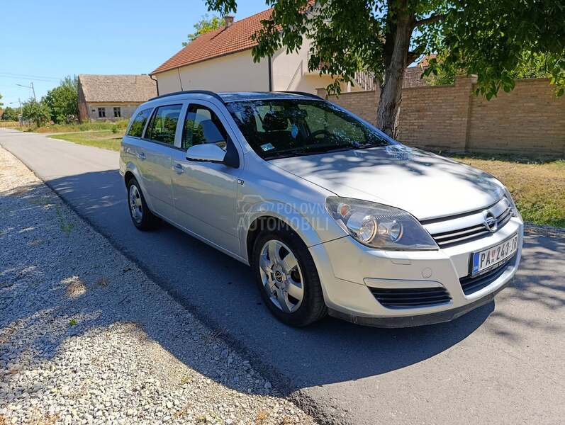 Opel Astra H 