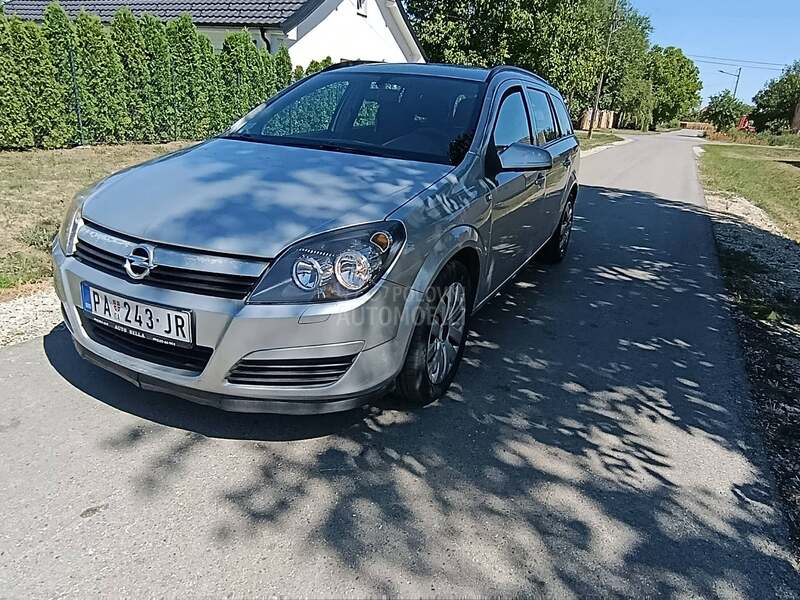 Opel Astra H 