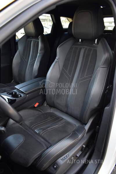 Peugeot 3008 1.2 GT AT