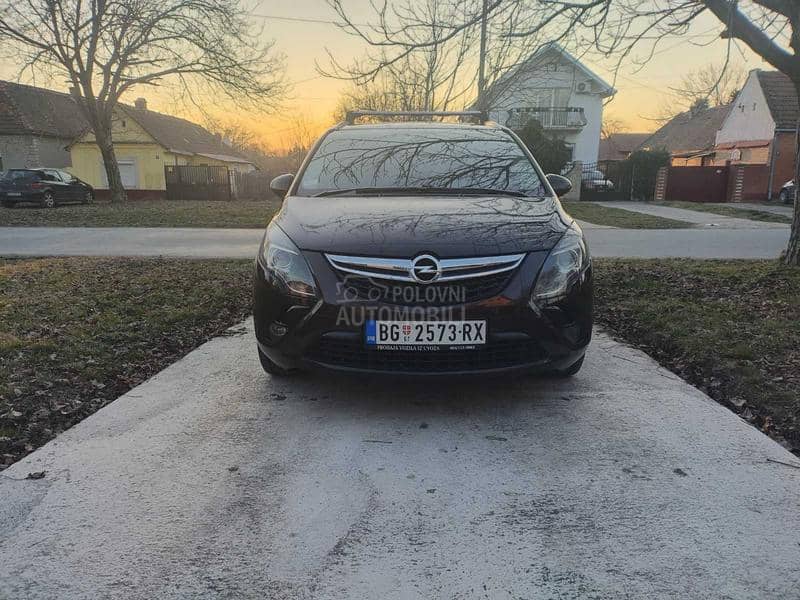 Opel Zafira 1.6 turbo