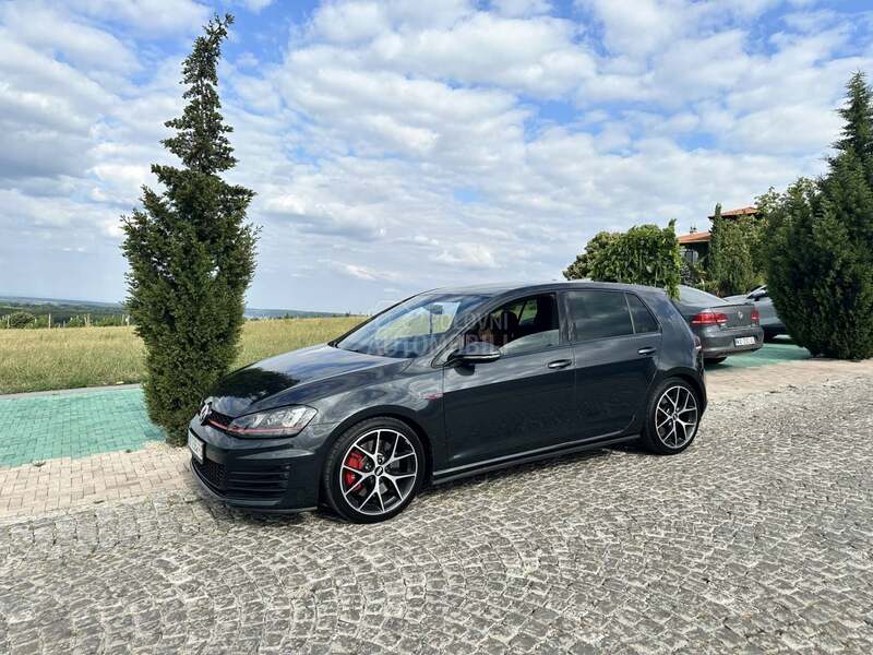 Volkswagen Golf 7 2.0 GTI Performance