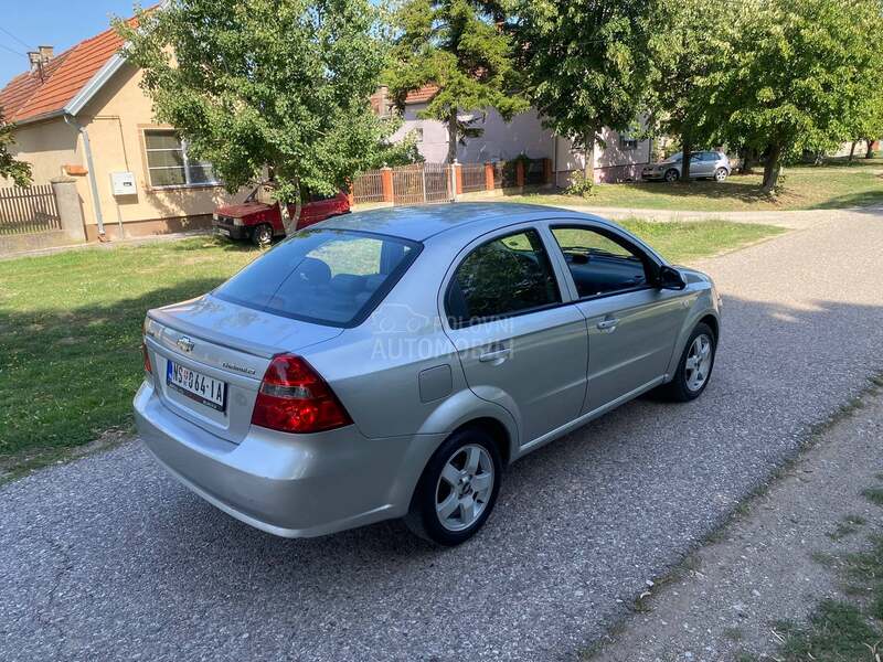 Chevrolet Aveo 