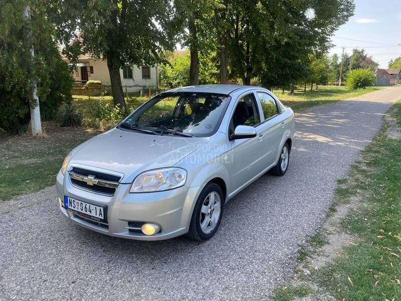 Chevrolet Aveo 