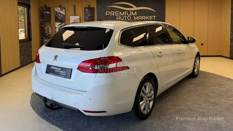 Peugeot 308 //1.6 HDI//PANO/FUL