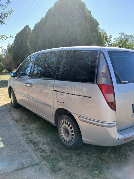 Lancia Phedra 2.2 jtd