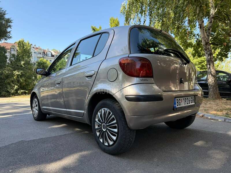 Toyota Yaris /// 1.0 REG ///