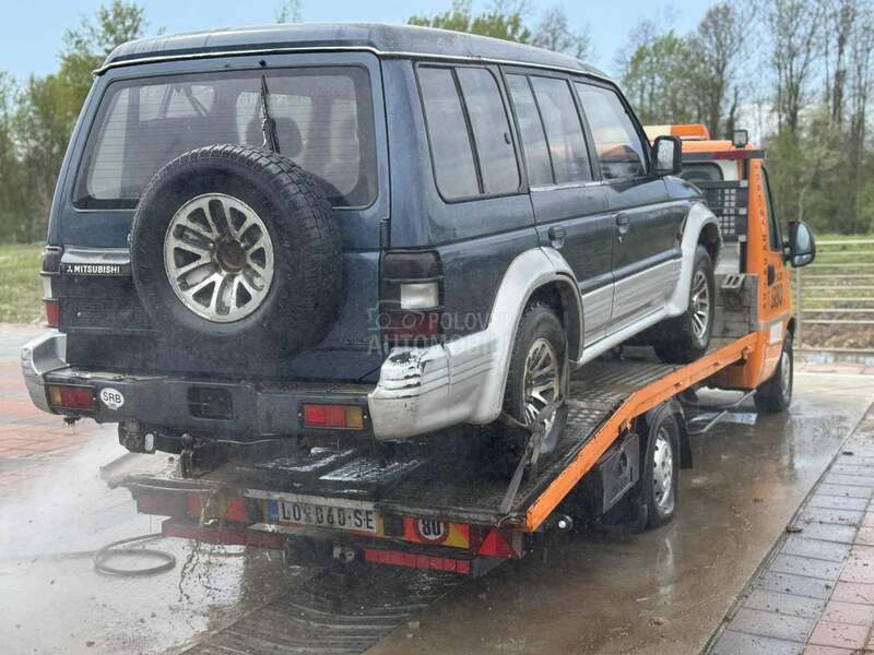 Mitsubishi Pajero 