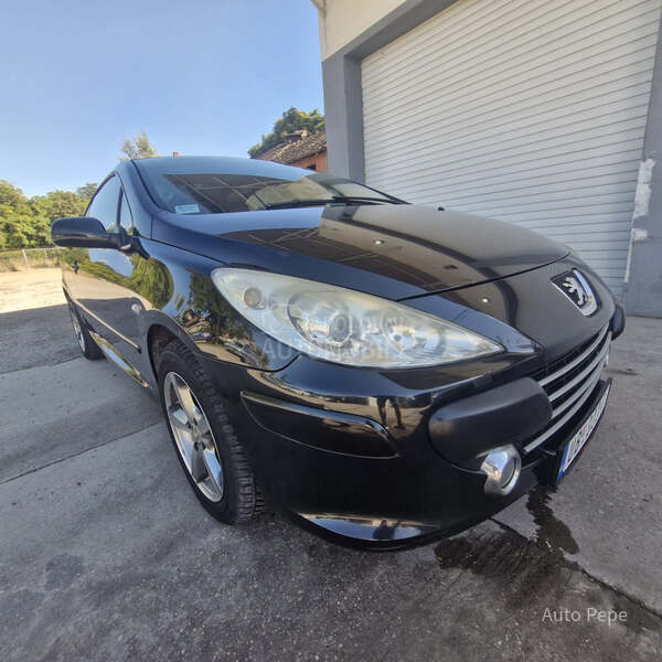 Peugeot 307 1.6 HDI CC TECNO